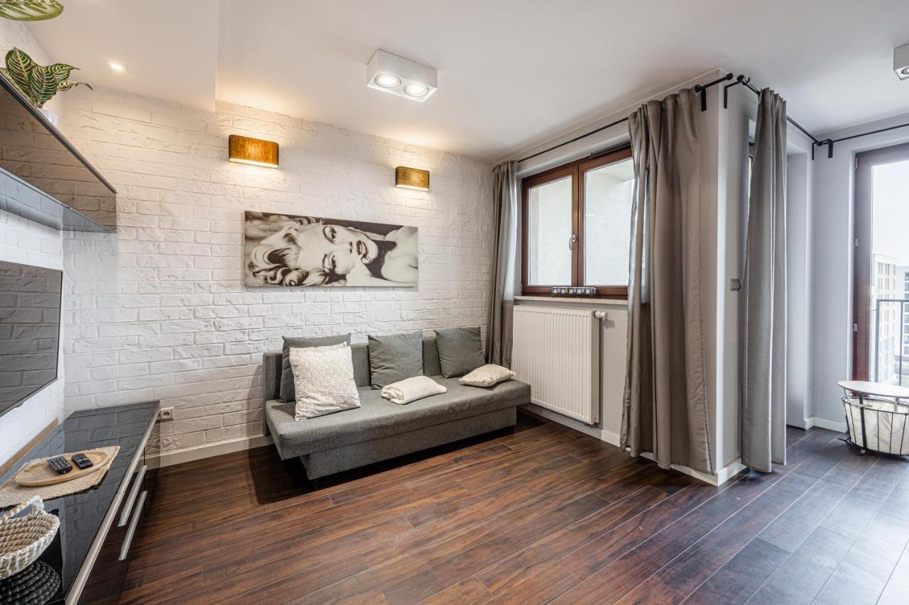Spacious Studio Ac View Pokorna 2 Parking Варшава Экстерьер фото